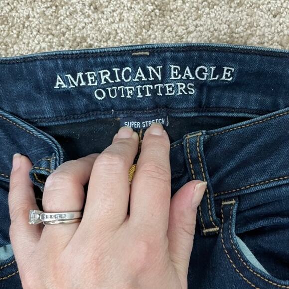 American Eagle Skinny Jegging Dark Wash Jeans Size 2 Long - Picture 3 of 10